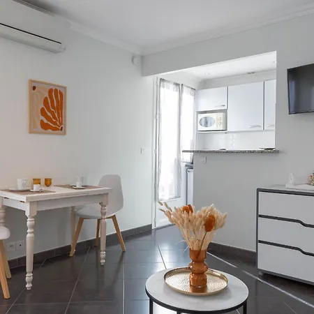 Apartment Rue Hoche By Halldis *