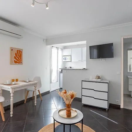 Apartment Rue Hoche By Halldis
