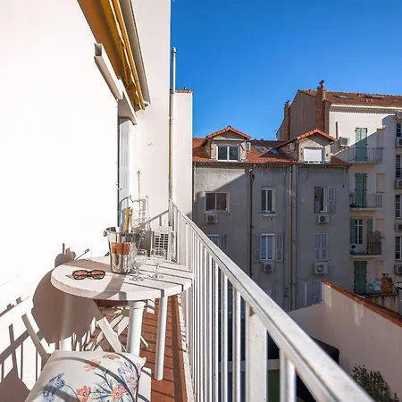 Rue Hoche By Halldis Daire Cannes